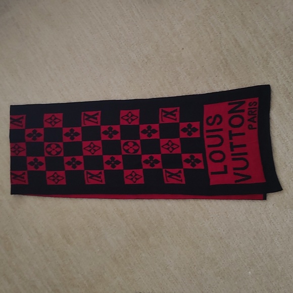 LV Black and Red Louis Vuitton knit scarf - Picture 3 of 7